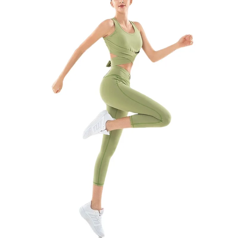 

BBSM6783 green 2020 hot sale new yoga suit women's solid color yoga suit breathable and quick-drying sports fitness yoga suit