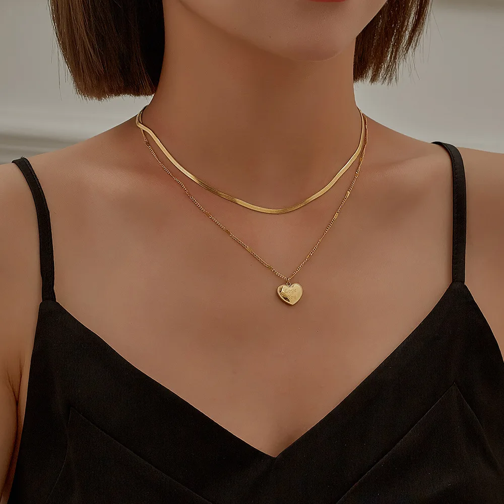 

Korea Simple Fine Jewelry 18k Gold Plated Double Layer Gold Heart Chocker Necklace