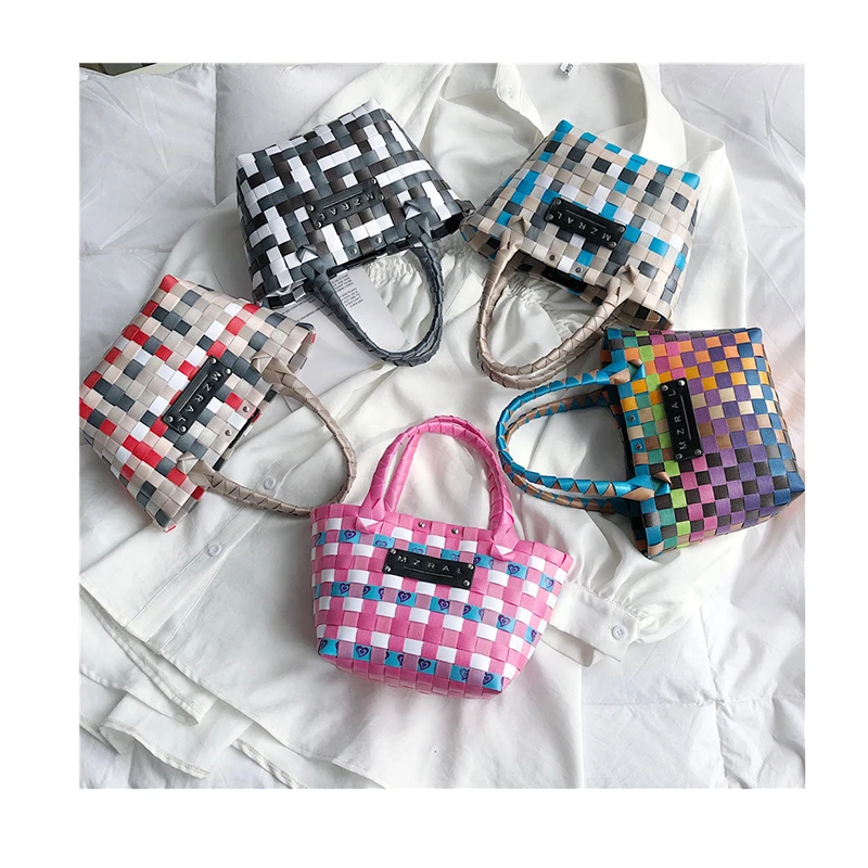 

New Woven Plastic Basket Hand Bags Fashion Women Portable Beach Tote Summer Seaside Colorful Plaid Bucket Bags Picnic Handbags