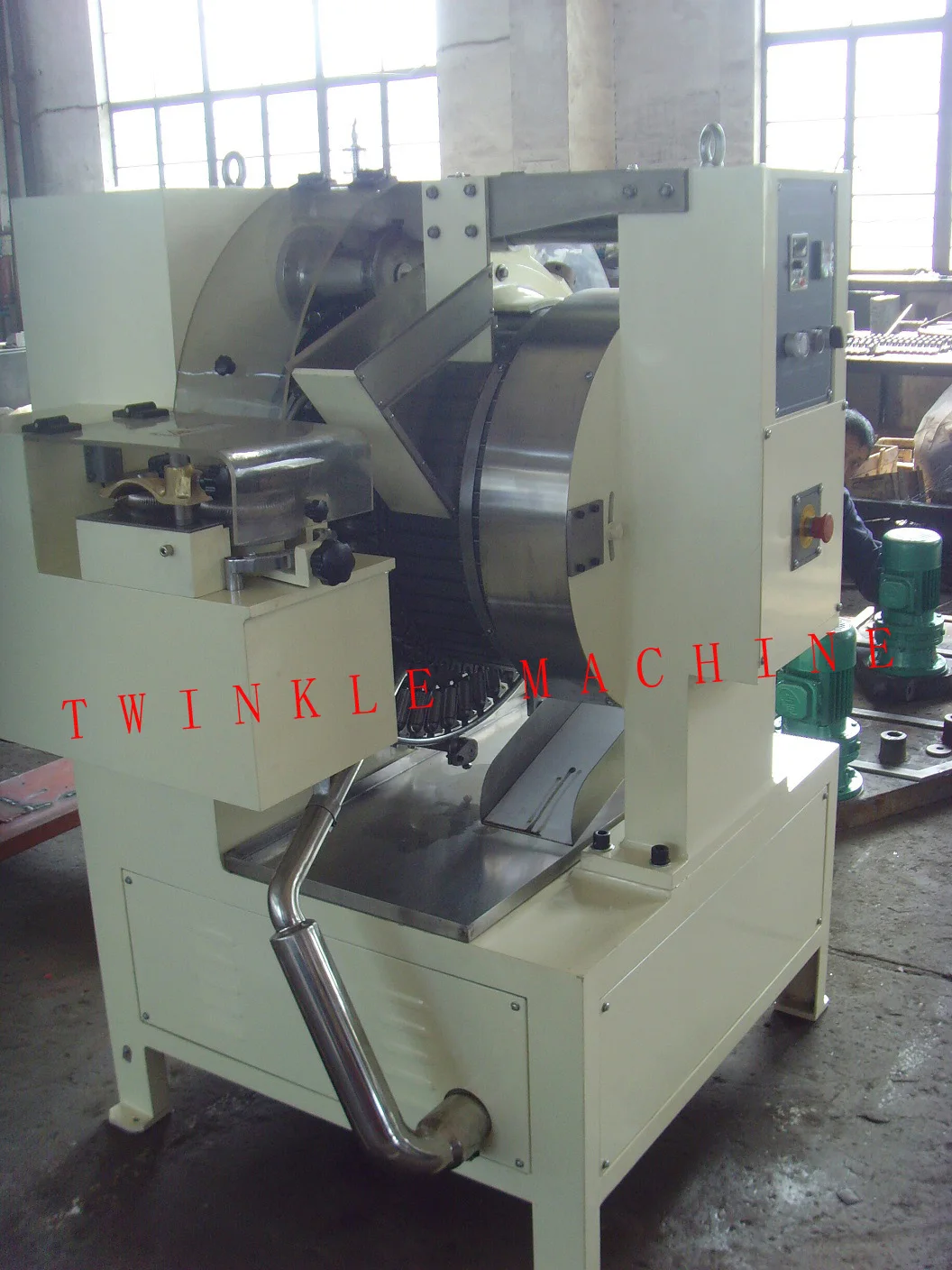 lollipop forming machine.jpg