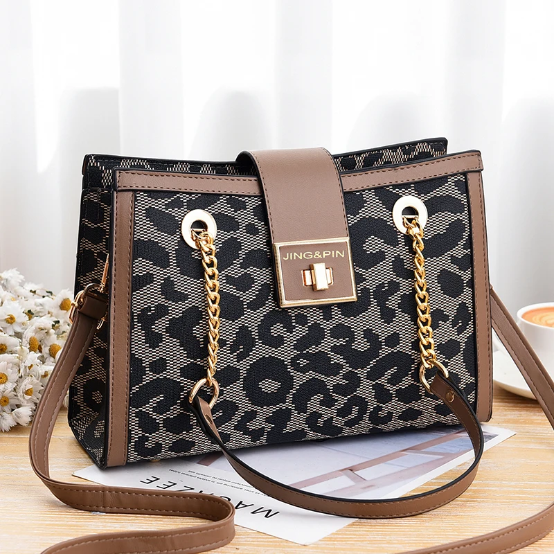 

DL112 29 Drop Shipping Leopard Printed Women's Tote Bags 2022 Fashion Casual Shoulder Handbags, Black....