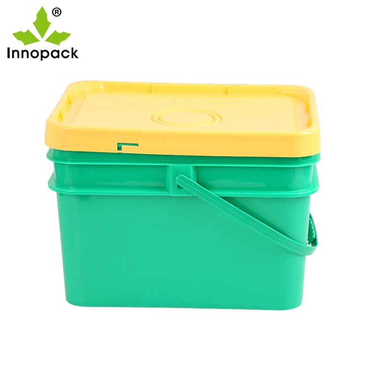 5 gallon square bucket with lid