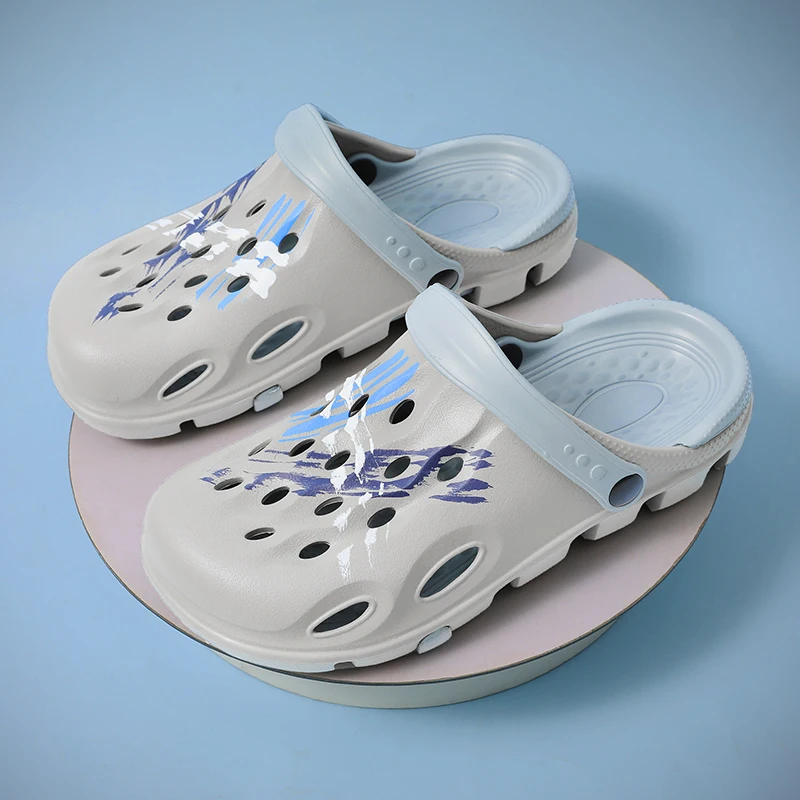 

Summer New Arrival Anti-slip Garden Shoes Eva Breathable Beach Sandals Men Clogs