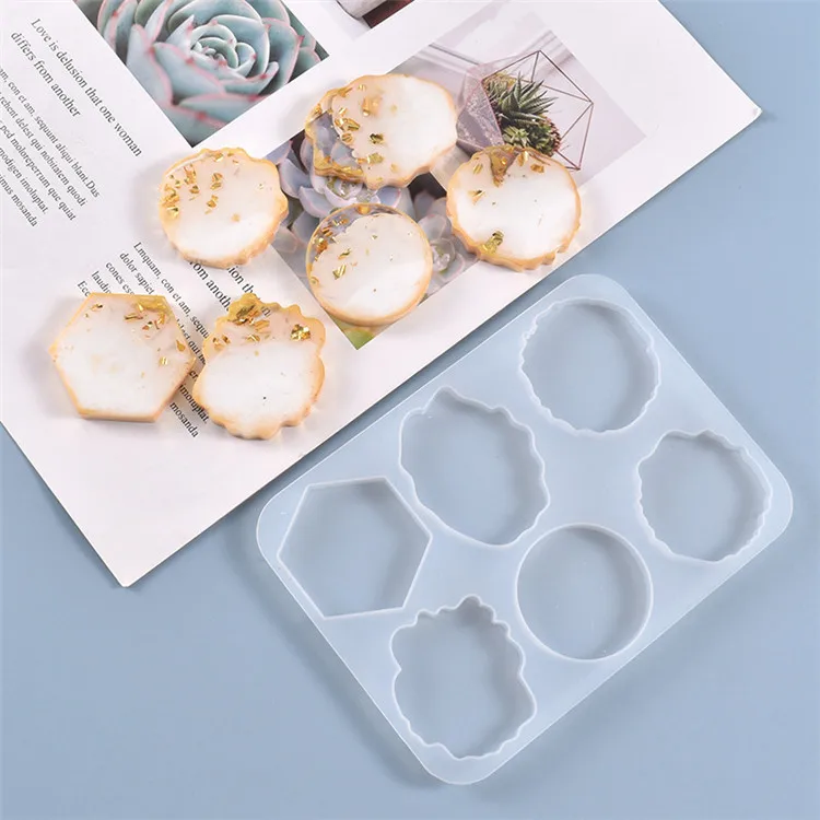 

Y1637 DIY Shiny Resin Silicone Irregular Cup Mat Mold Small Phone Grip Molds