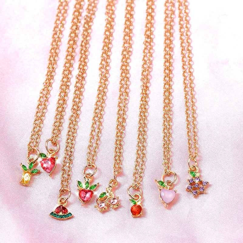 

2020 New Fashion Korean Sweet Jewelry For Women Girls Strawberry Peach Heart Necklace Cute Crystal Fruit Cherry Pendant Necklace, Gold