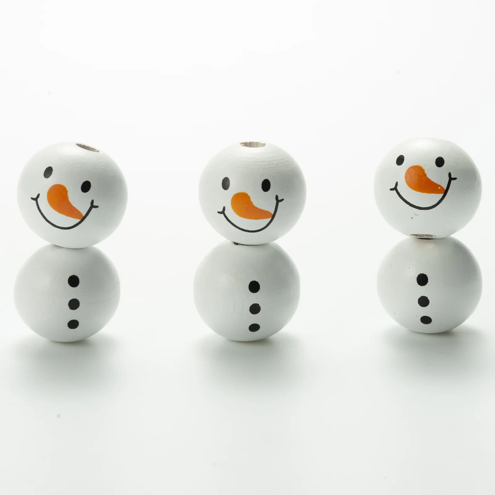 Christmas Decoration Beads 20MM Snowman Wood Beads For DIY Craftwork Jewelry Making