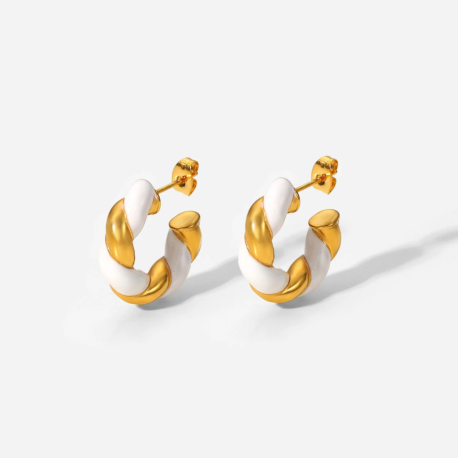 

Stainless Steel 18K Gold Plated Chunky Earrings White Enamel Twist C-shape Huggie Earring For Women