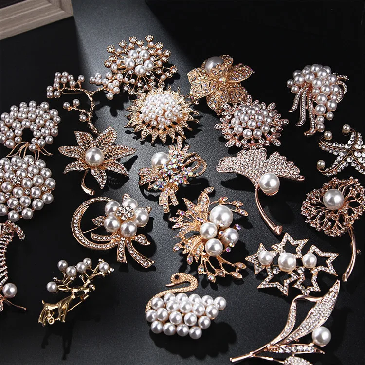 

Explosion style hot sale Japanese and Korean fashion full pearl swan rhinestone flower brooch brooch, Picture