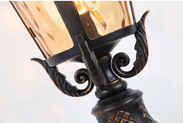 High quality aluminum vintage antique standing solar powered garden lamp outdoor LED solar garden pole light