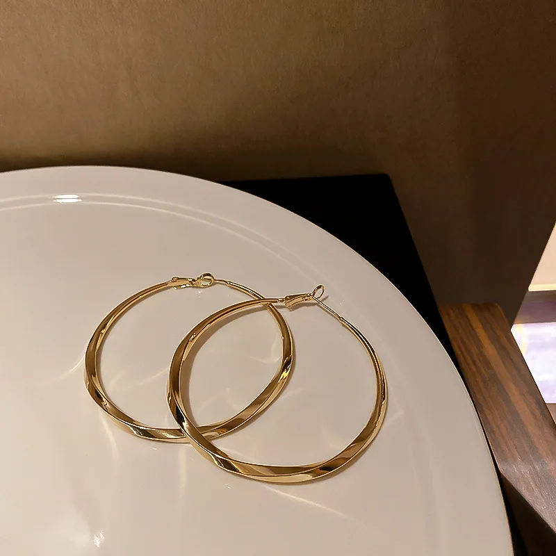 

fashion trendy jewelry gold plated big hoop earrings woman