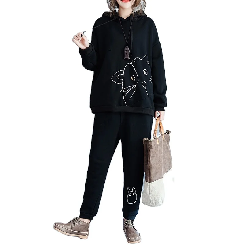 

Wholesale Black Drop Shoulder Embroidery Oversize Women's Hoodies
