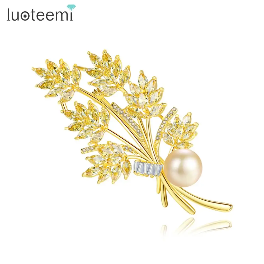 

LUOTEEMI Luxury Christmas Women Elegant Brooch Gold Plated, Yellow Cubic Zirconia Brooches