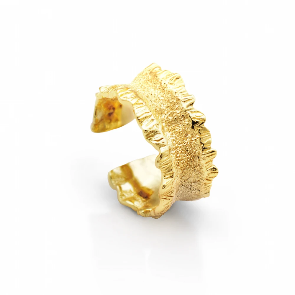 

Chris April Trendy 925 sterling silver 18k gold plated vintage wave band gold ring