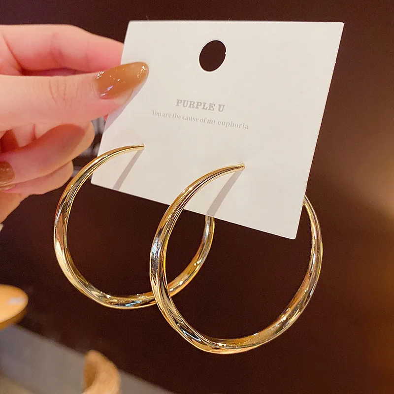 

Vintage Retro S925 Silver Needle Big Hoop Earrings 18k Gold Plated Exaggerated Circle Earrings For Women