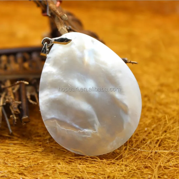 

MOP340 Stunning White Mother of Pearl Shell Real Sea Shell Smooth Surface Water Drop Pendant