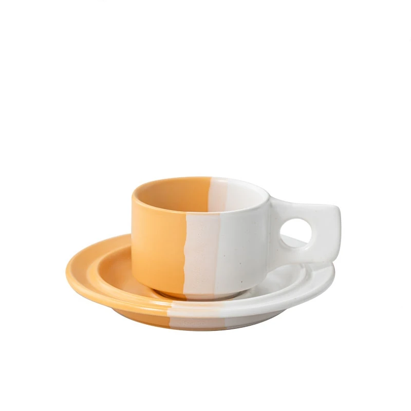 

Korean retro ceramic two-color water cup American coffee milk two-color cup and saucer, White