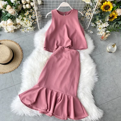 

2020 European INS Fashion Sexy Sleeveless Top Fishtail Skirt Two Piece Set Women Clothing