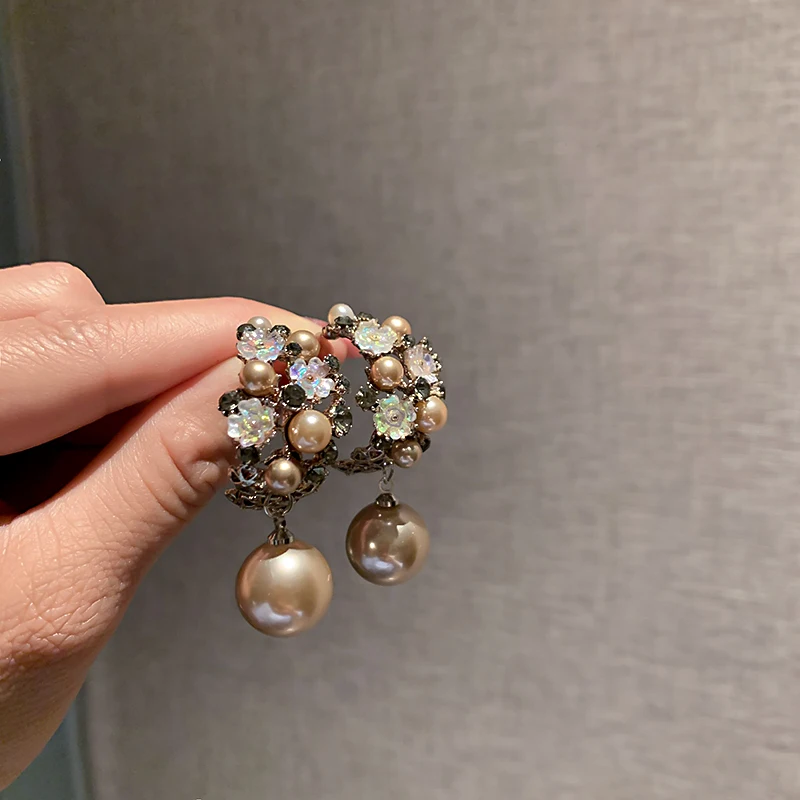 

trendy fashion women flower earring with pearl