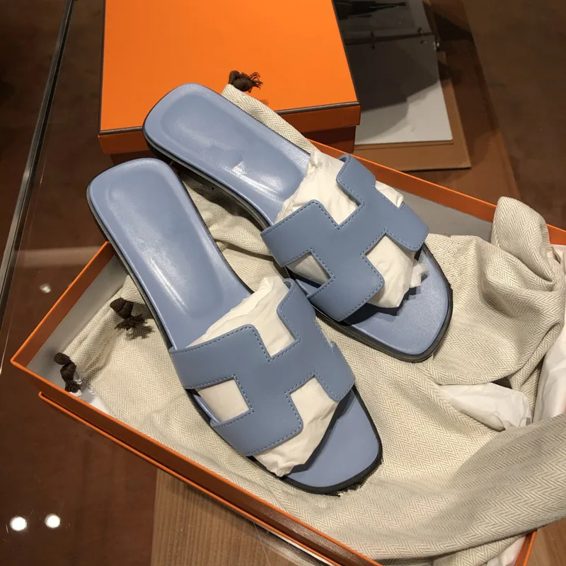 

2021 summer new net red fashion flat-bottomed sandals beach fairy style slippers female with H logo