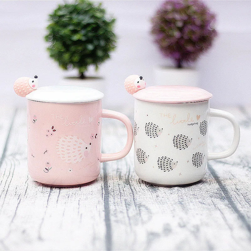 

New Couple Mug Ceramic Coffee Cups Cartoon The Hedgehog Mug with Lid Spoon, Pink, white