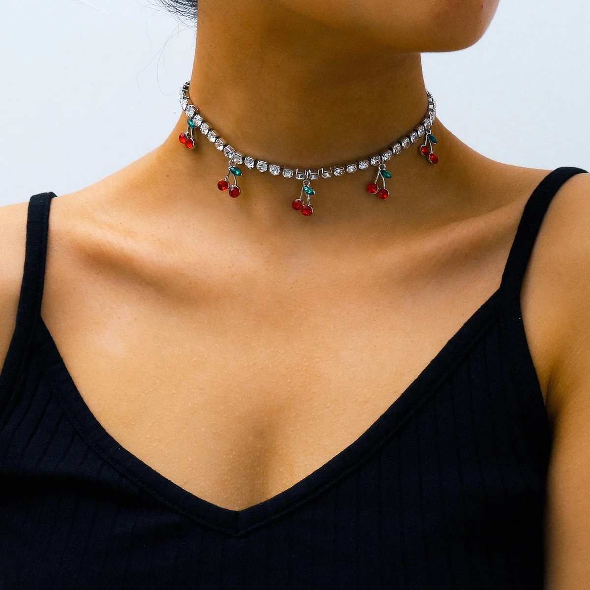 

Charm Crystal Cherry Pendant Necklace for Women Statement Cuban Choker Collar Tennis Necklace Women Girls Hip-hop Jewelry Gift, Customized color