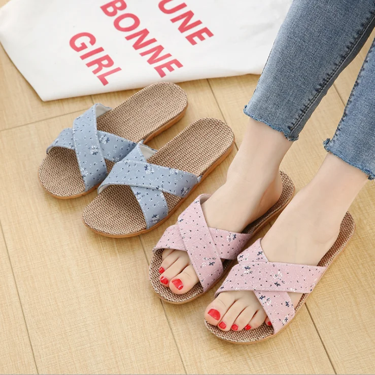 

2021 fashionable trend Ladies slippers Sandals Fashion