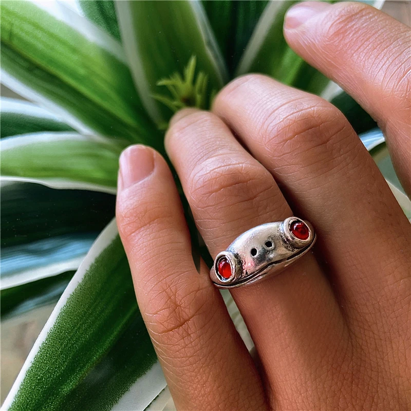 

Vintage Silver Color Frog Ring Trendy Animal Opening Rings Adjustable Punk Figure Ring Jewelry Gift For Women Men