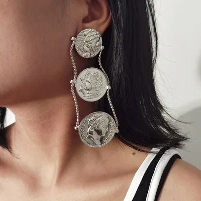 

Fashion Exaggerated Gold Plated Round Long Tassel Piece Earrings for Woman