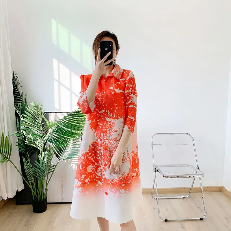 

Pleated Print 2022 new suit casual loose oversized cardigan dress, Shown
