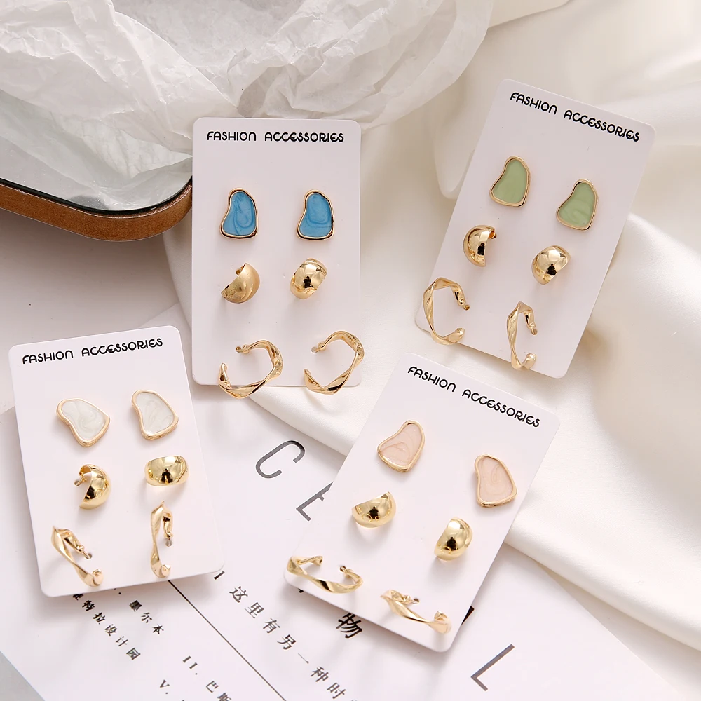 

VKME Wholesale Fashion Gold Plated Acrylic Resin Stud Earrings Set For Women Vintage Alloy Hoop Earrings Set