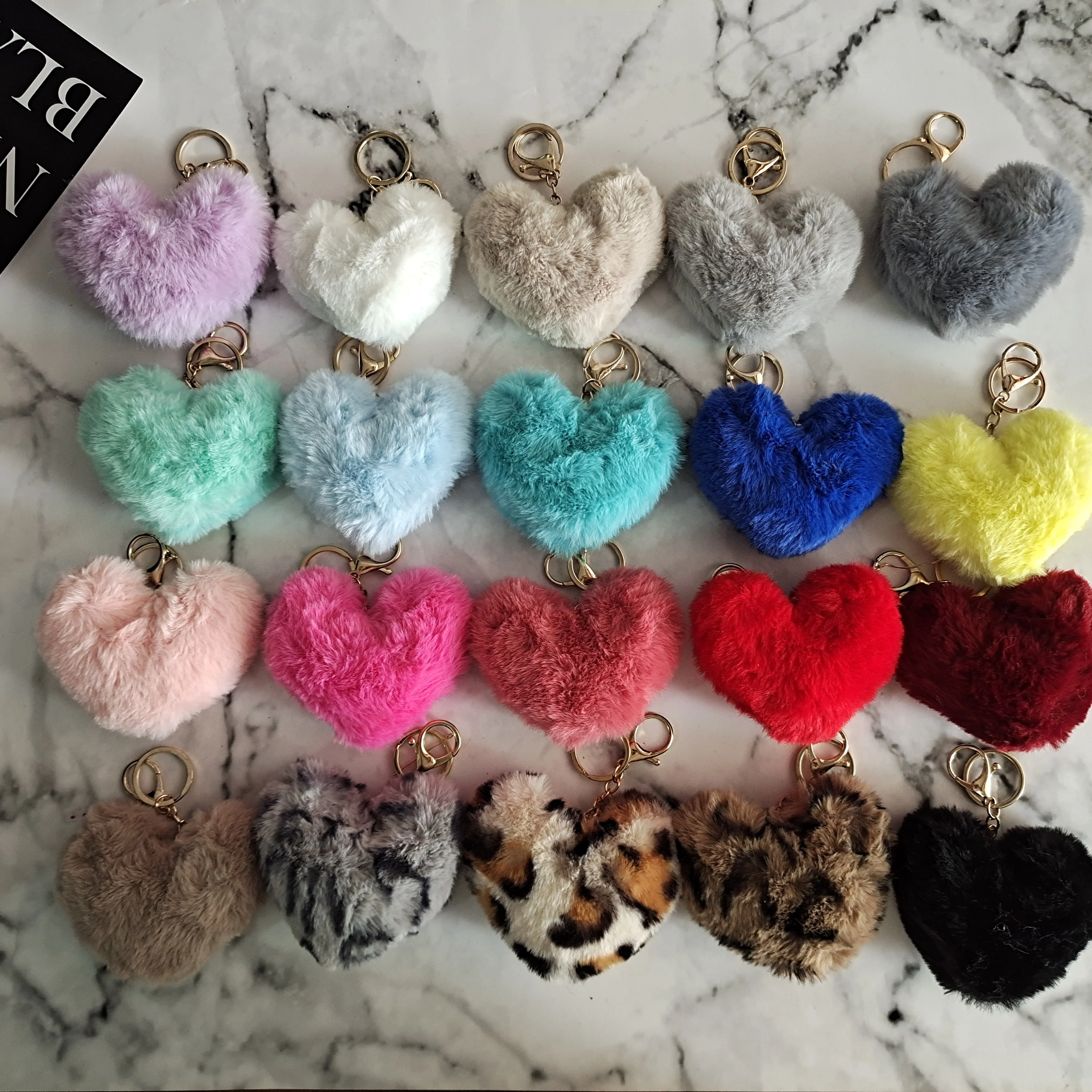 

Hot 9cm Love Accessories Heart Shape Fur Ball Keychains Pompom for bags