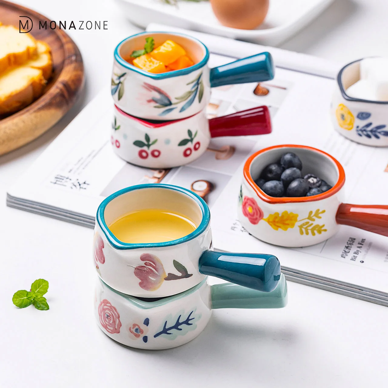 

MONAZONE Ceramic Mini Saucepan Milk Jar Milk Cup With Handle Coffee Sugar Bowls Strawberry Floral Pattern Kitchen Cookware