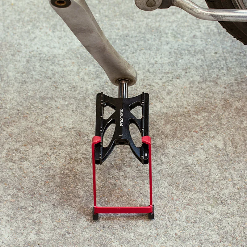 promend pedal with kickstand