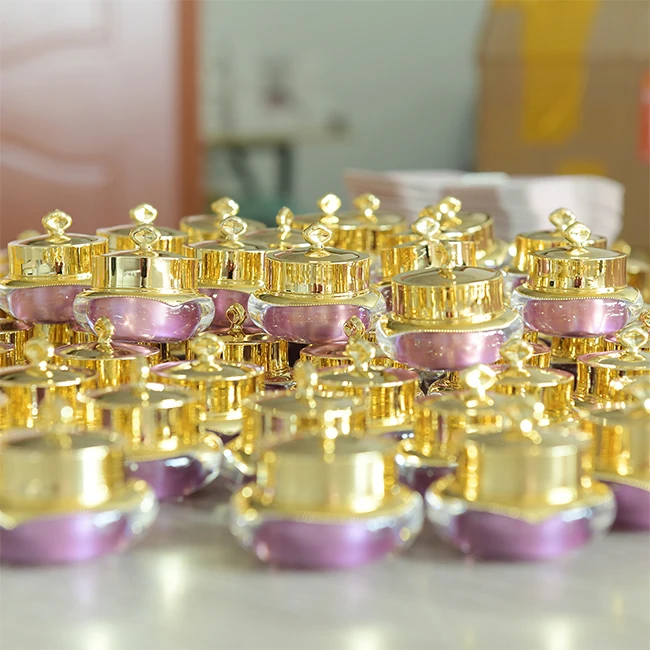 

Fast and safety no irritation eyelash glue remover cream eyelash extension remover in 5d 10g 12g with custom package