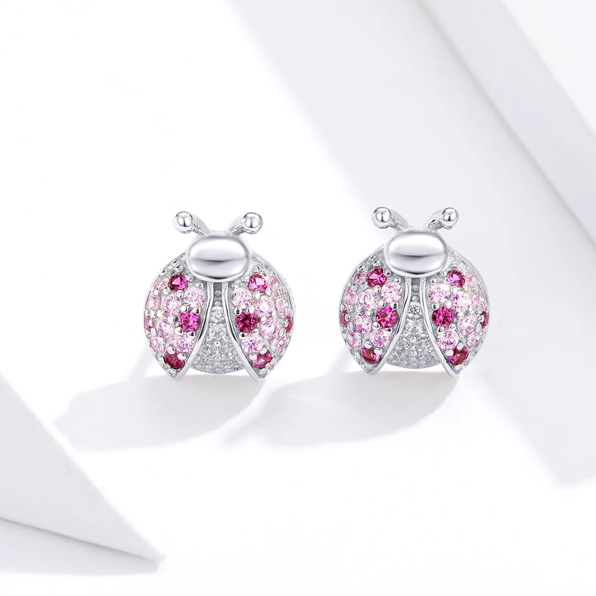 

Exquisite 925 Silver Ladybug Crystal Zircon Stone Womans Earrings 2020