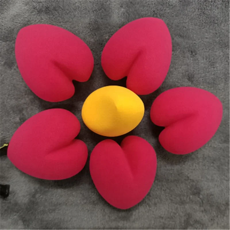 

Heart Shape Makeup Blender Sponge Newest 3D Pink Beauty Sponge Love Blender