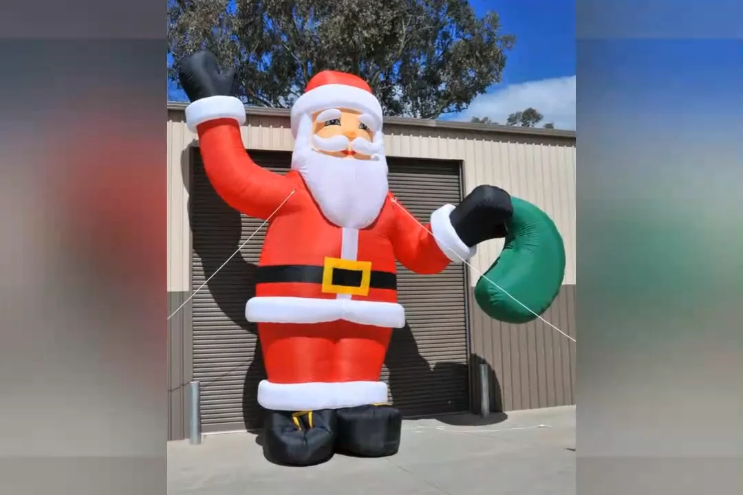 Factory Inflatable Christmas Santa And Present With Hockey Stick ...