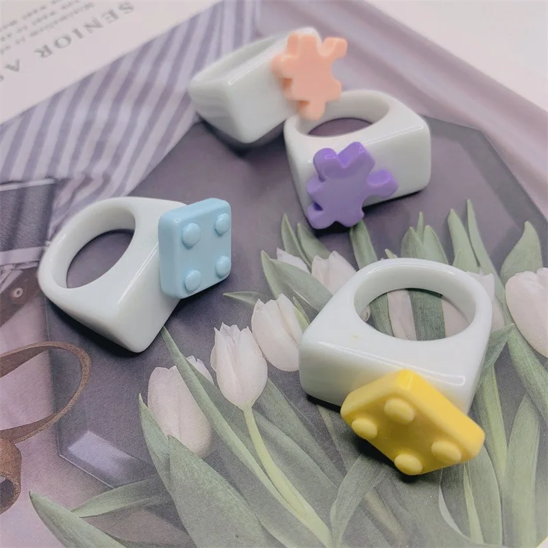 

JUHU 2021 Fashion Acid Acrylic Acetate cute candy colorful Resin Ring sets Jewelry Wholesale resin ring for girl