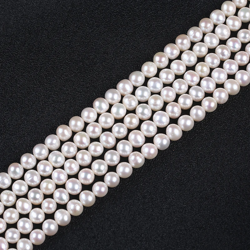 

Natural White 9-9.5mm Potato Shape Freshwater Pearl Strand