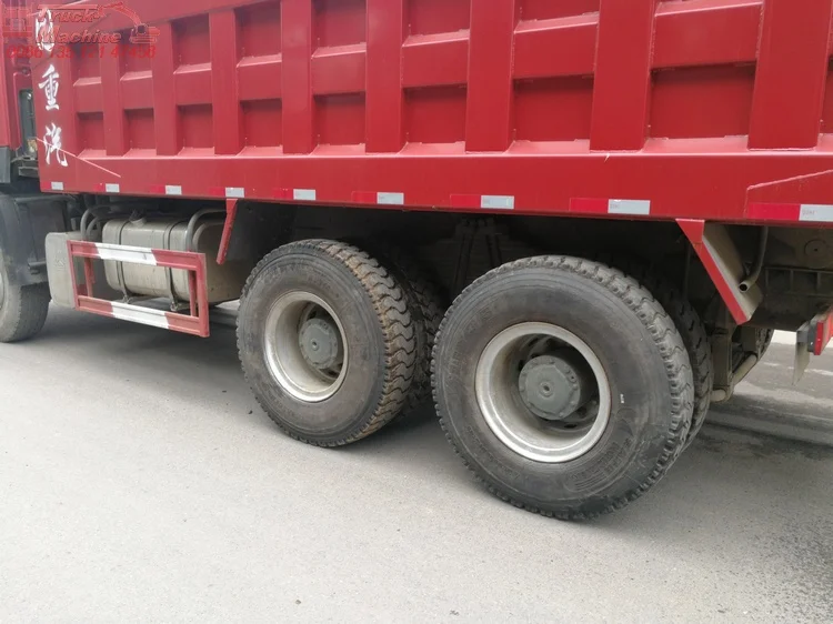 red 3 HOWO tipper_14