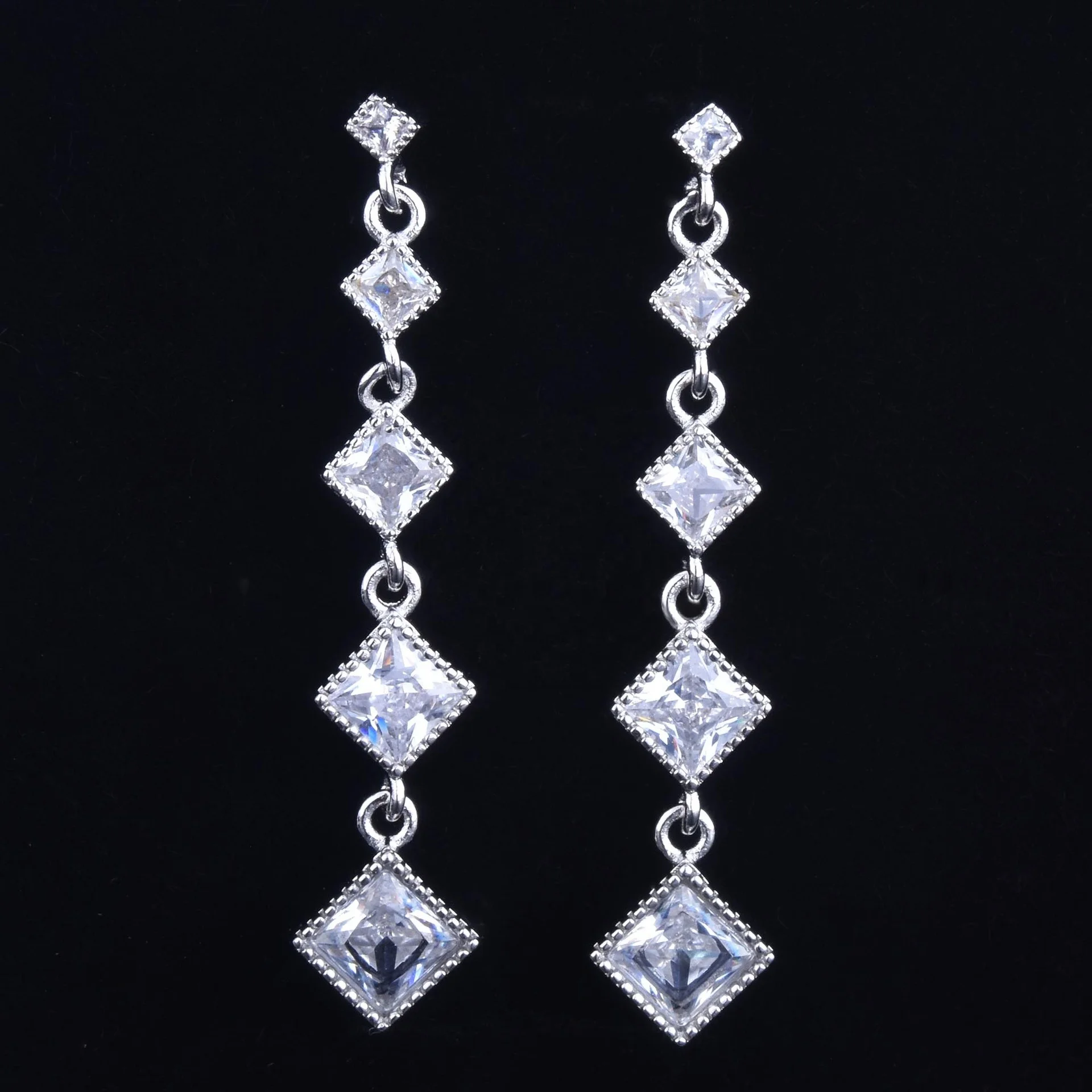 

Luxury Square Shape Zircon Long Drop Earrings Silver Color Zircon Stone Wedding Earrings for Women Jewelry, Picture shows