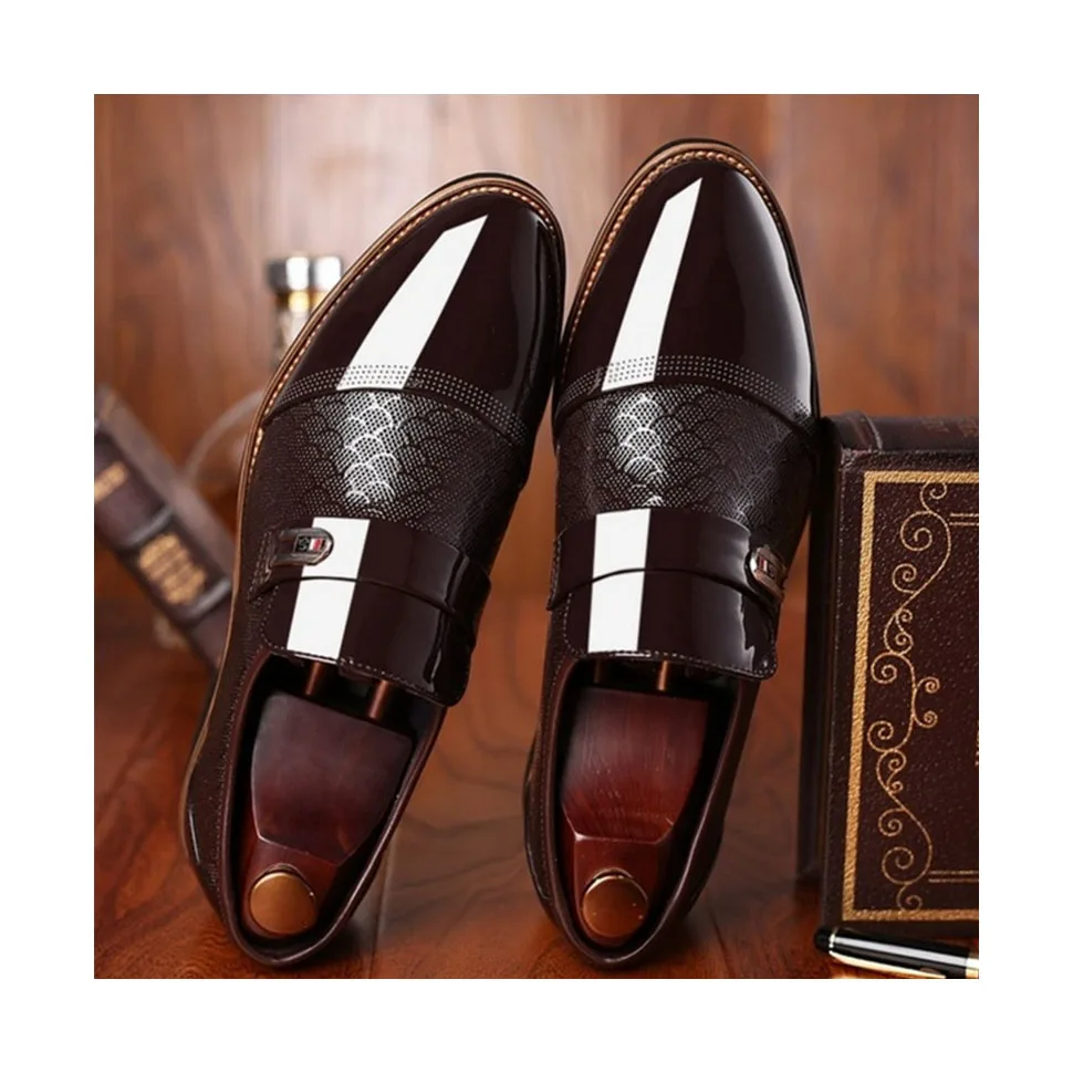

New Embossed Men's Leather Shoes Versatile Men's Business Shoes