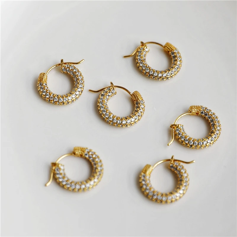 

Luxury Crystal Pave Micro Brass Hoop Earring Party Jewelry Wholesale