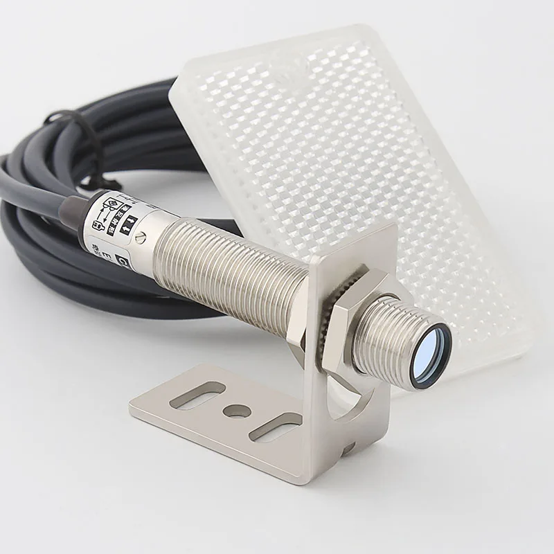 M12 laser diffuse reflection photoelectric switch Visible light sensor infrared induction switch 20cm distance with reflector