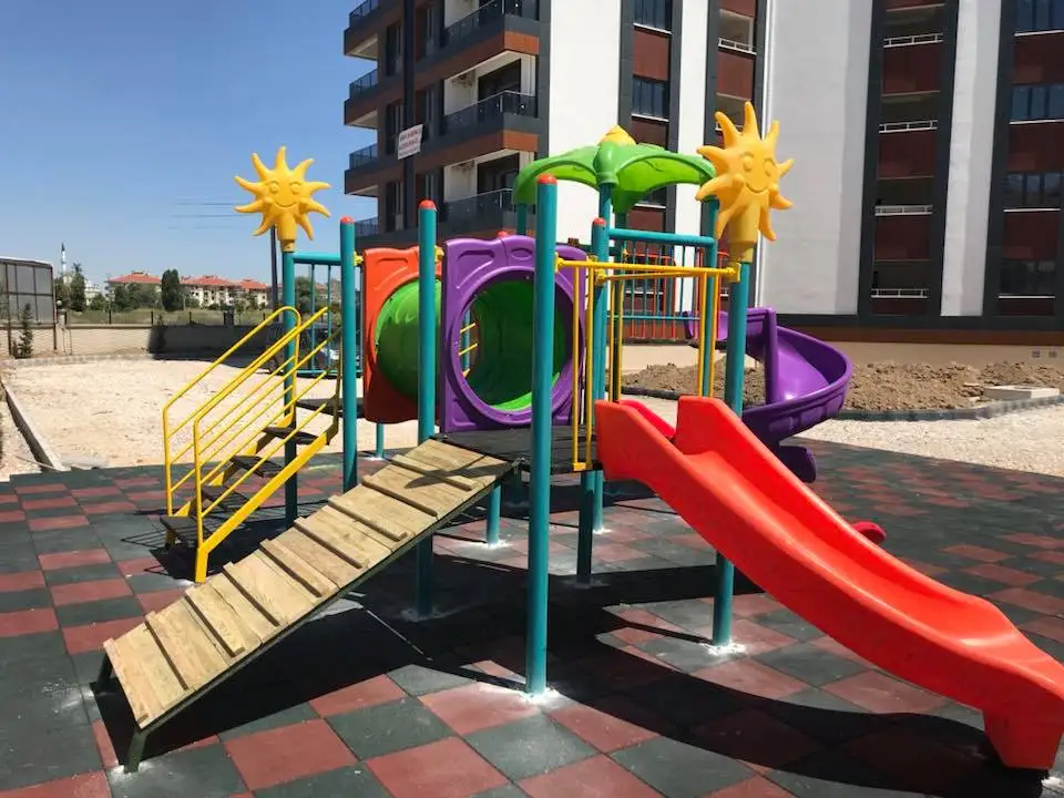 
Factory supply swimming pool Interlocking rubber tiles/swimming pool rubber floor rolls/sports rubber mat 