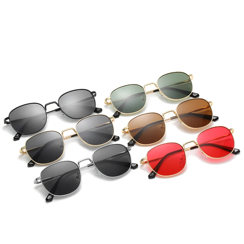

Wholesale high quality fashion UV400 women classic luxury metal frame sunglass, Custom colors