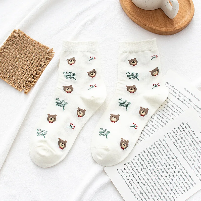 

OEM New Arrival Custom Japanese winte women cotton princess warm Mr. Brown Bear cartoon Forest socks for girl