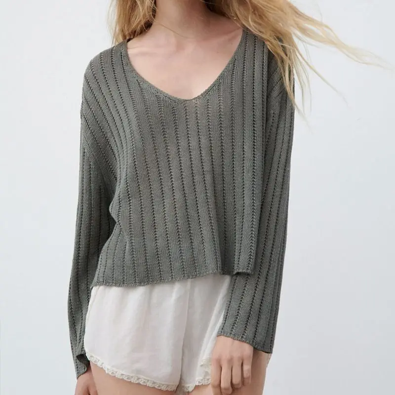 

2021 V-neck long sleeves hollow out loose casual commuter sweater