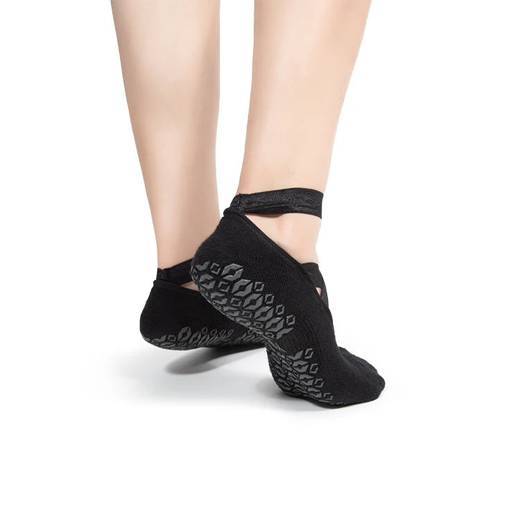 

Wholesale new arrival cotton custom logo pilates non slip yoga socks for women, Black