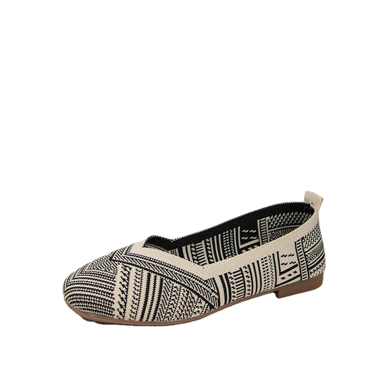 

clsaaic retro pattern casual woman shoes canvas breathable shoes